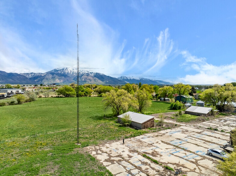 2274 W Pioneer Rd, Ogden, UT for lease - Primary Photo - Image 1 of 10