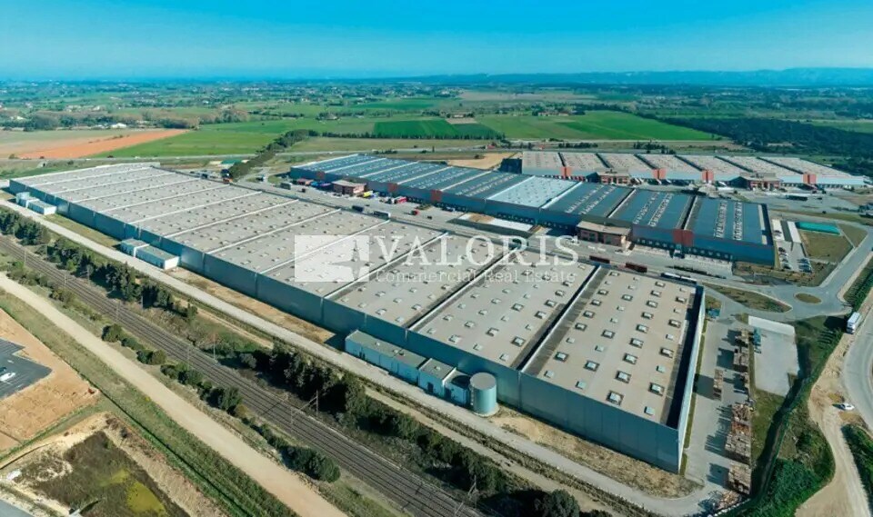Industriel dans Saint-Martin-de-Crau à louer Aérien- Image 1 de 7