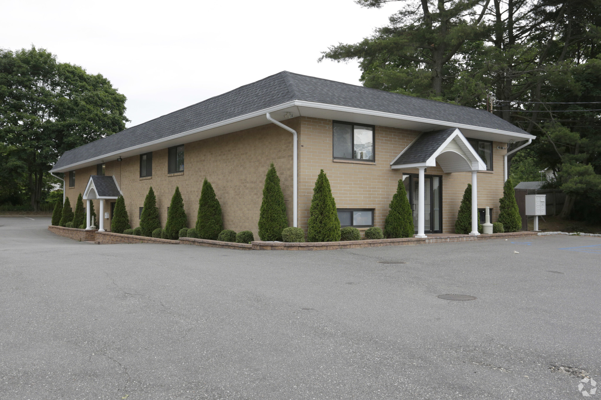 205 Smithtown Blvd, Nesconset, NY for lease Building Photo- Image 1 of 34