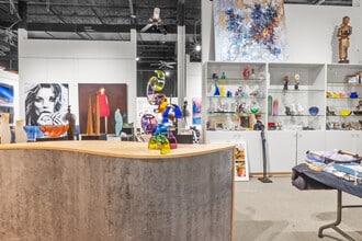 5441-5471 Av Royalmount, Mont-Royal, QC for lease Interior Photo- Image 2 of 10