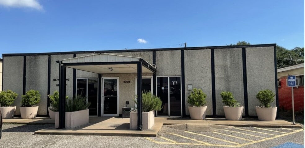 2205 Clinton Dr, Galena Park, TX for lease - Primary Photo - Image 1 of 19