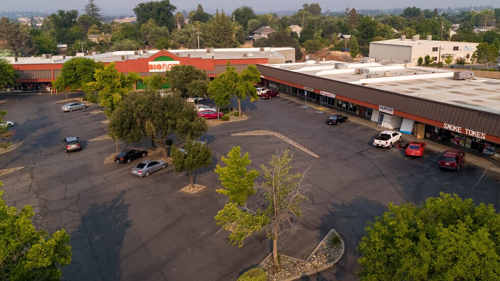 1921 Oroville Dam Blvd, Oroville, CA à louer - Aérien - Image 3 de 8