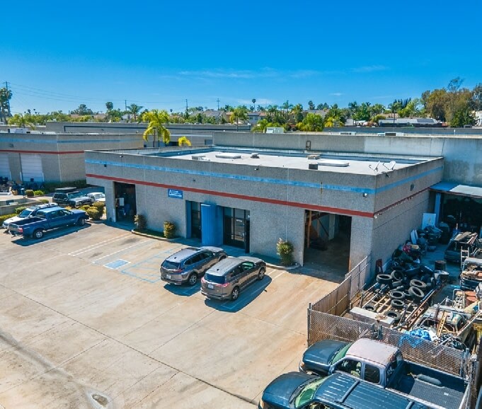 1146 N Melrose Dr, Vista, CA à vendre - Photo du bâtiment - Image 2 de 11
