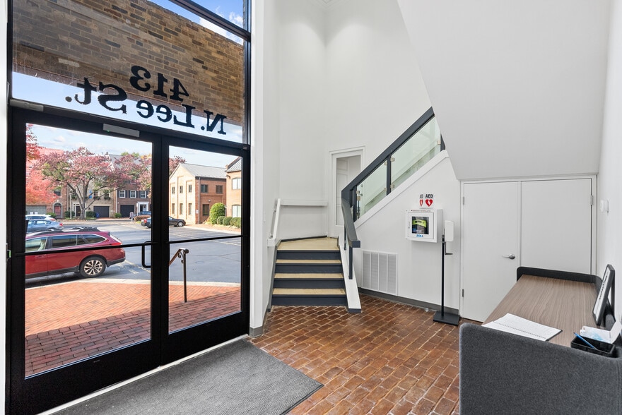 413 N Lee St, Alexandria, VA à louer - Photo du bâtiment - Image 3 de 10
