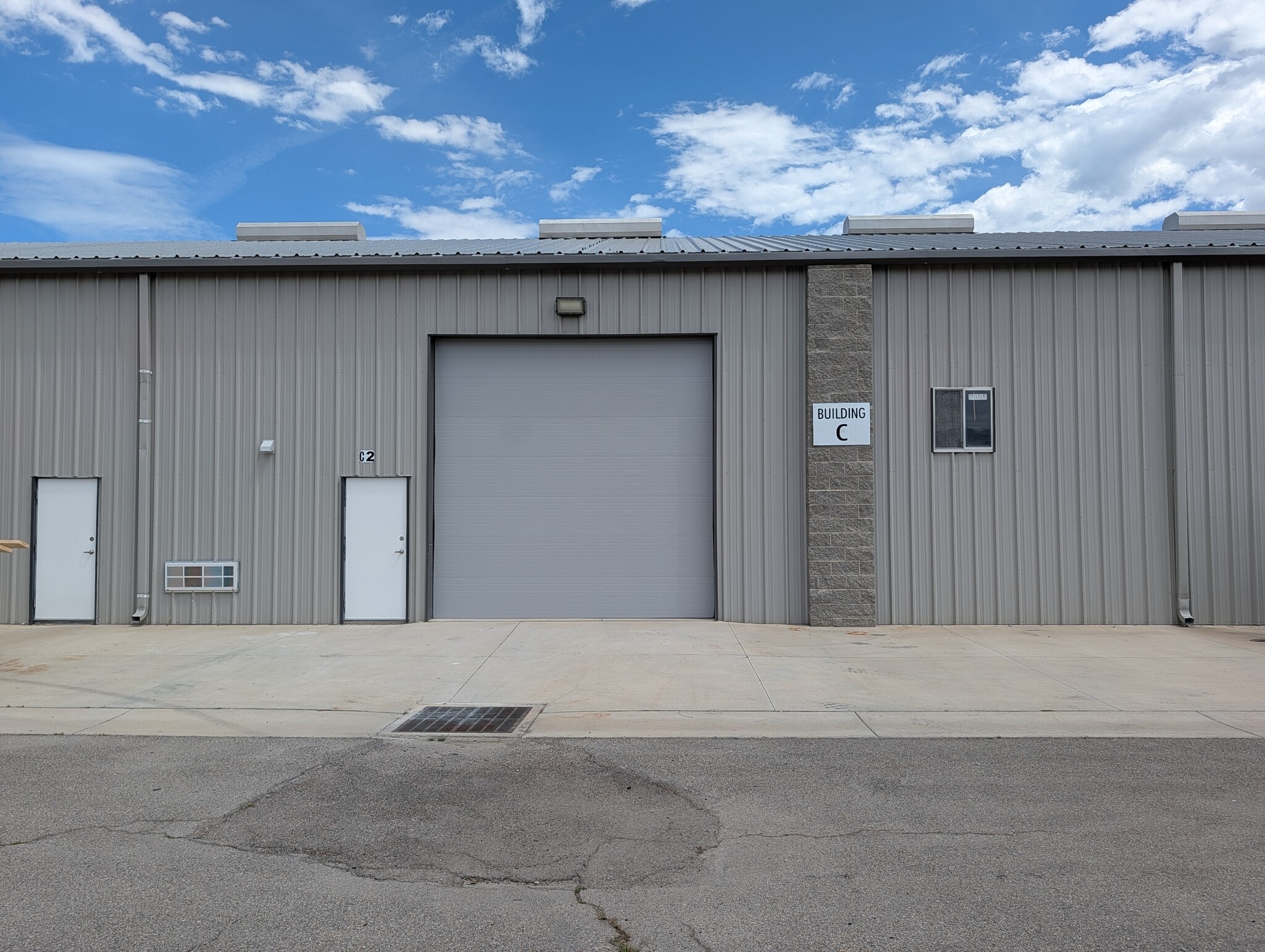 4133 W Farm Rd, West Jordan, UT for lease Building Photo- Image 1 of 17