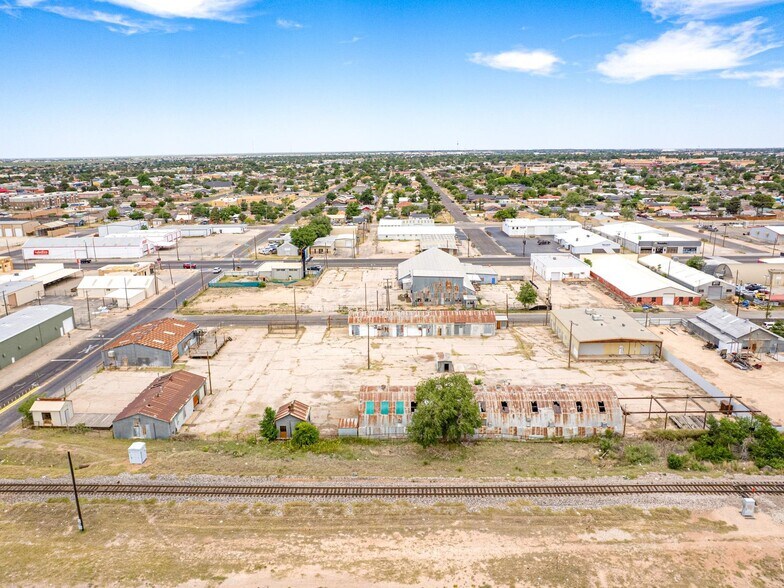 1413 W 1st St, Odessa, TX à vendre - Photo du bâtiment - Image 1 de 3