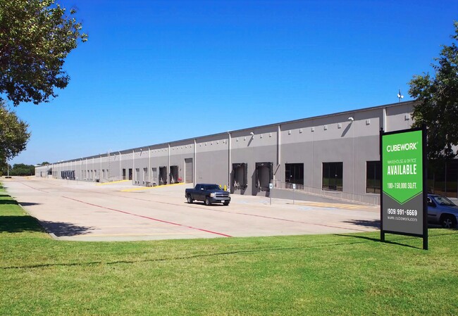 Plus de détails pour 850 Northlake Dr, Coppell, TX - Flex, Industriel à louer