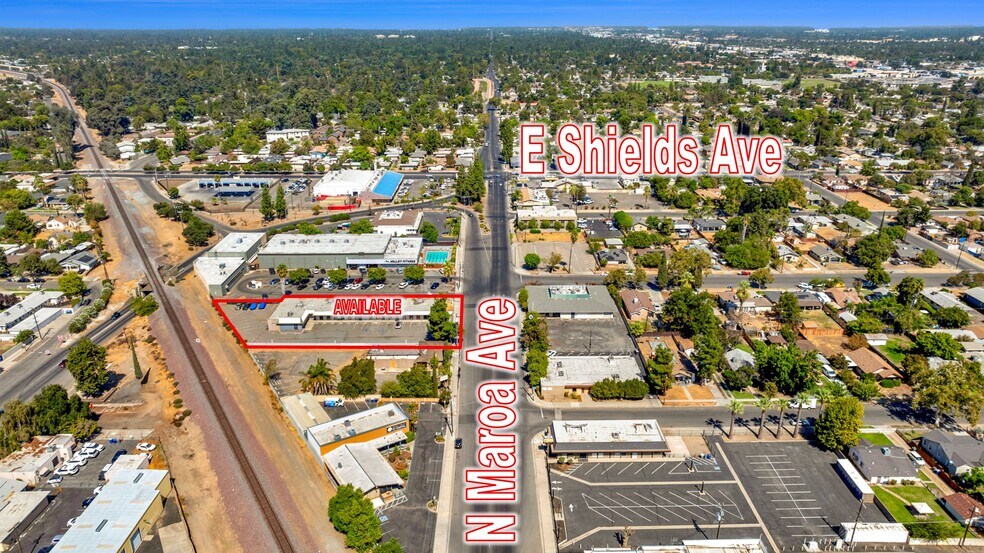 2971 Maroa ave, Fresno, CA for sale - Primary Photo - Image 1 of 36