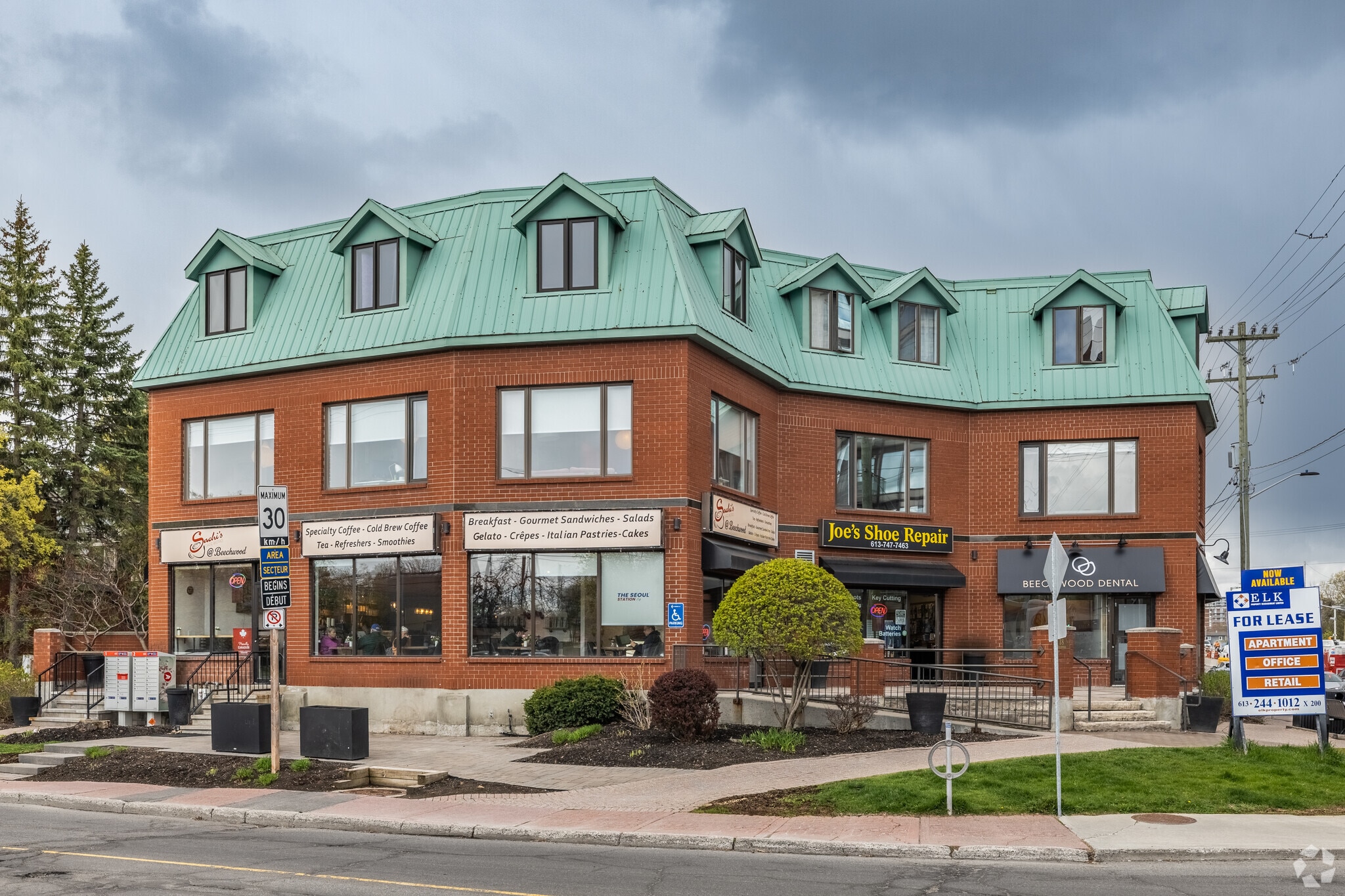 16-18 Beechwood Ave, Ottawa, ON for lease Primary Photo- Image 1 of 3