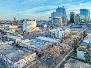 10645-10649 102 St NW, Edmonton, AB - Aérien  Vue de la carte - Image1