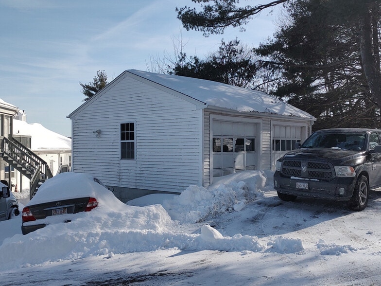 140 Worcester Providence Tpke, Sutton, MA for sale - Building Photo - Image 2 of 11