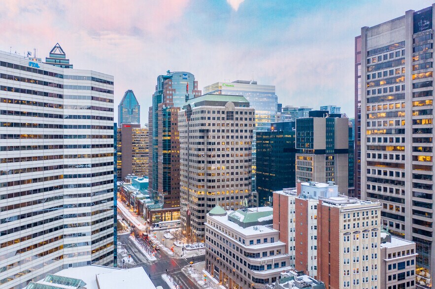 2000 Av McGill College, Montréal, QC for lease - Building Photo - Image 2 of 17