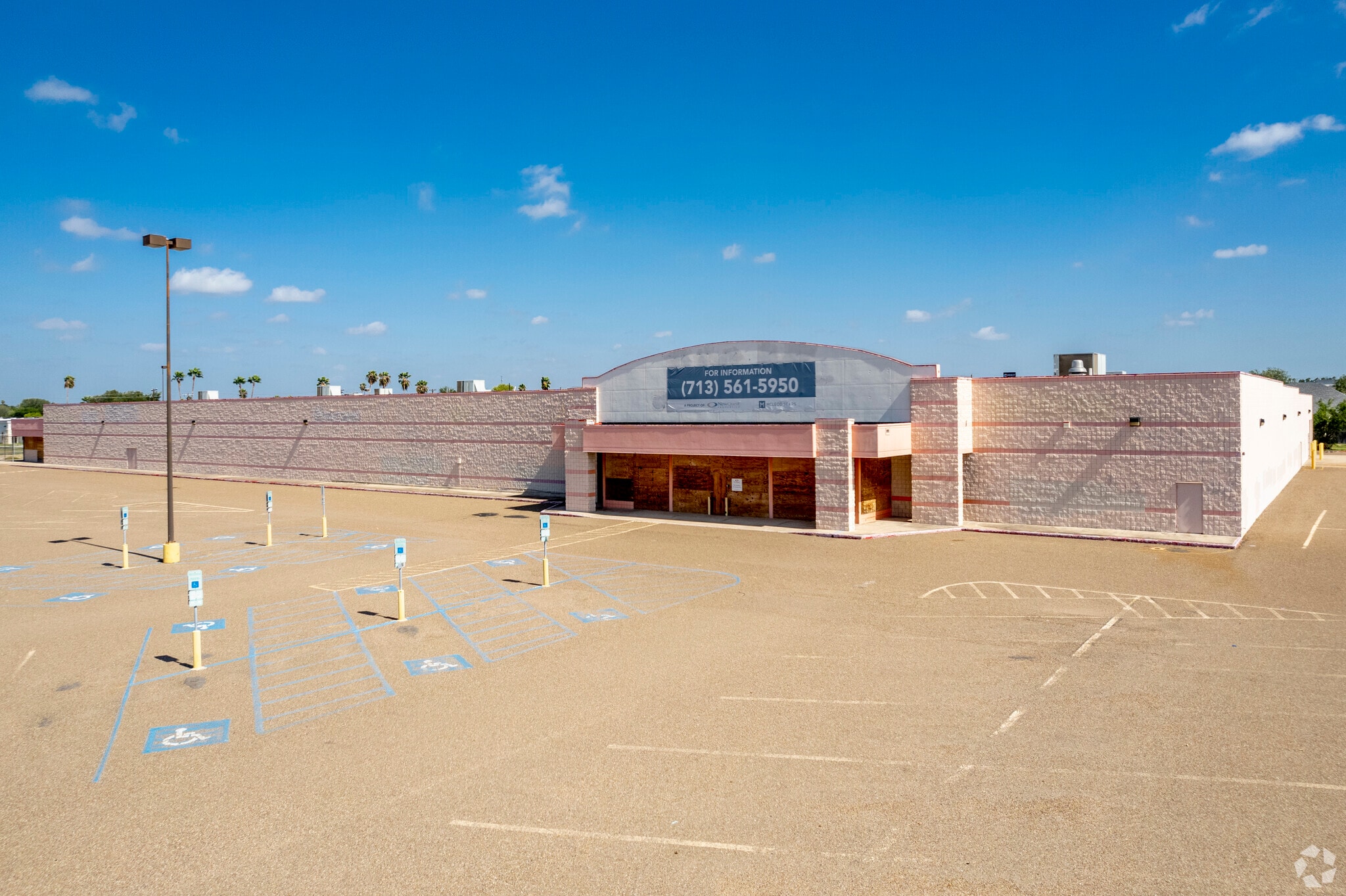 311 S Bryan Rd, Mission, TX for lease Primary Photo- Image 1 of 33