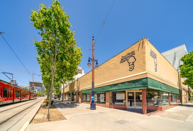 Plus de détails pour 1202-1206 Market St, San Diego, CA - Commerce de détail à vendre
