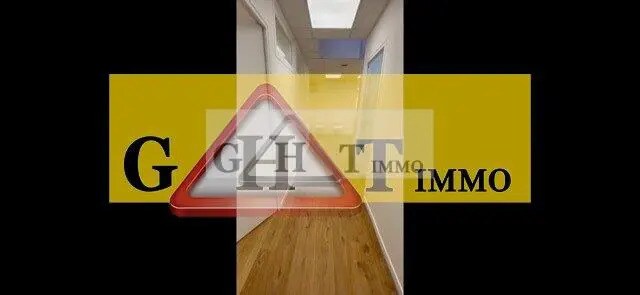 Office in Plaisir for lease - Interior Photo - Image 1 of 9