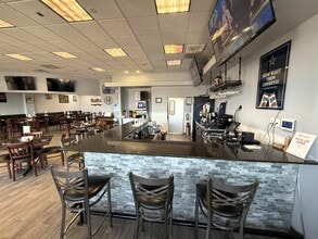 900 E Copeland Rd, Arlington, TX for lease Interior Photo- Image 2 of 11