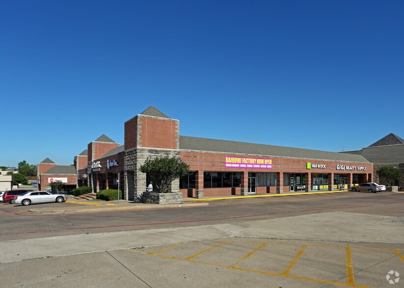 6729-6759 Bridge St, Fort Worth, TX à louer - Photo principale - Image 2 de 7