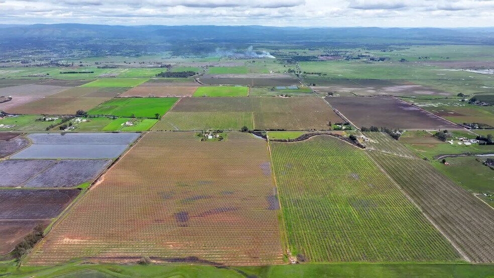 Lone Tree Road, Oroville, CA à vendre - Vidéo sur l’inscription commerciale - Image 2 de 18