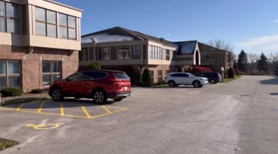 1025 W Glen Oaks Ln, Mequon, WI for lease - Commercial Listing Video 
