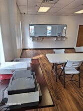 5211 Oster Rd, Sheffield Village, OH for lease Interior Photo- Image 2 of 24