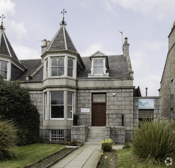 78 Carden Pl, Aberdeen for sale - Primary Photo - Image 1 of 2