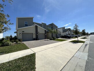 Plus de détails pour Short Term Rental Portfolio – Local d'activités à vendre