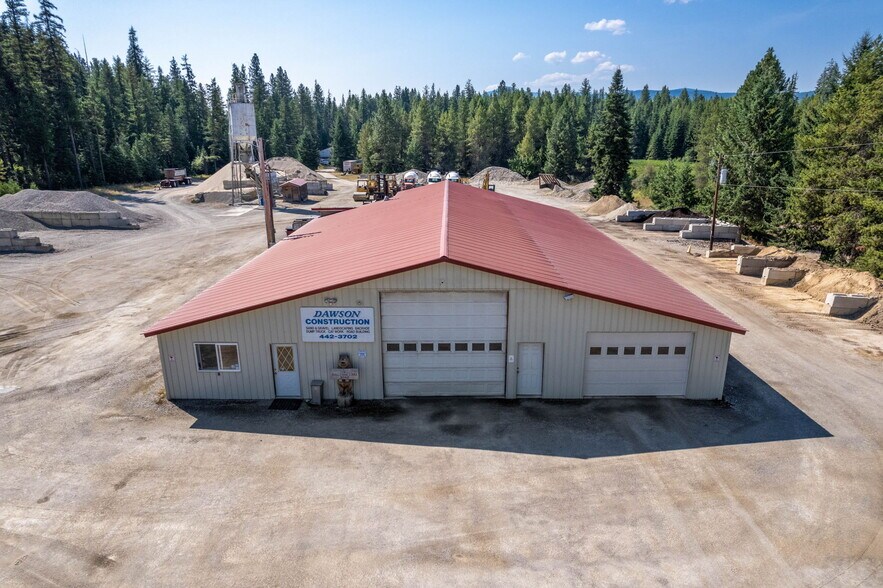 116 Sullivan Lake Rd, Ione, WA à vendre - Photo du bâtiment - Image 3 de 68
