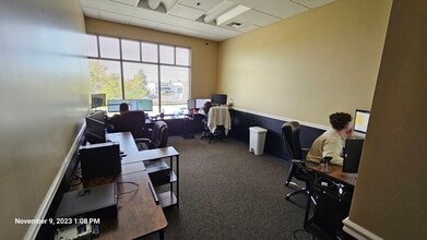 110 Gateway Dr, Lincoln, CA for lease Interior Photo- Image 2 of 4