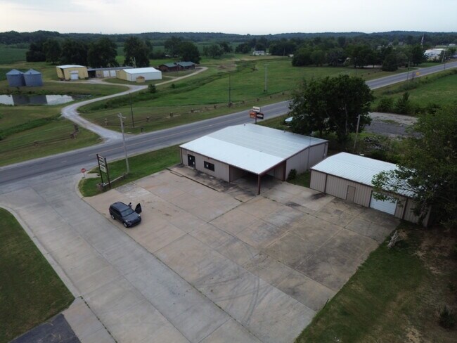 Plus de détails pour 542-544 Chestnut St, Skiatook, OK - Local d'activités à louer