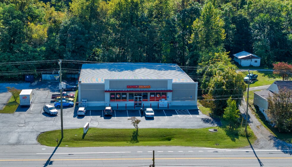 19026 Main St, Buchanan, VA à vendre - Photo du bâtiment - Image 2 de 20