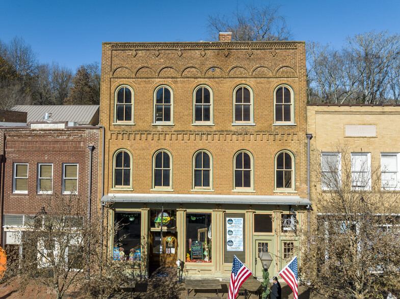 107 E Main St, Jonesborough, TN à vendre - Photo principale - Image 1 de 1