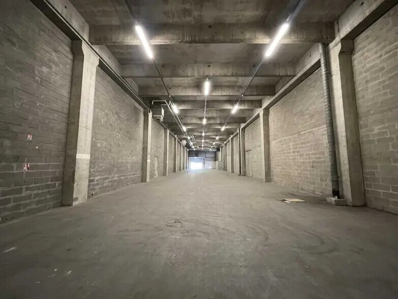 Flex dans Garges-lès-Gonesse à louer - Photo du bâtiment - Image 2 de 5