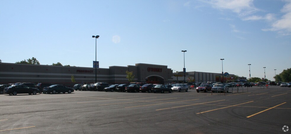 4323-4357 N Chouteau Tfwy, Kansas City, MO à louer - Photo du bâtiment - Image 2 de 24