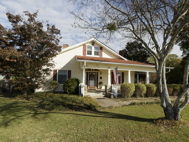 715 Broad St, Fuquay Varina, NC for sale - Primary Photo - Image 1 of 8