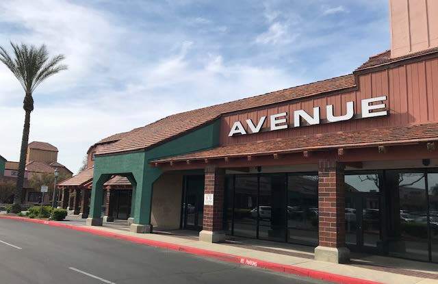 170 W Shaw Ave, Clovis, CA for lease - Building Photo - Image 2 of 11