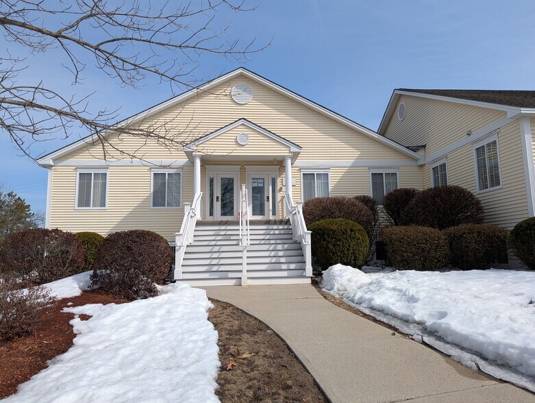 39 Simon St, Nashua, NH for sale - Building Photo - Image 1 of 1