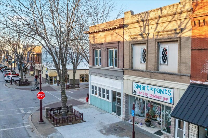 523 W Sheridan Ave, Shenandoah, IA à vendre - Photo du bâtiment - Image 3 de 18