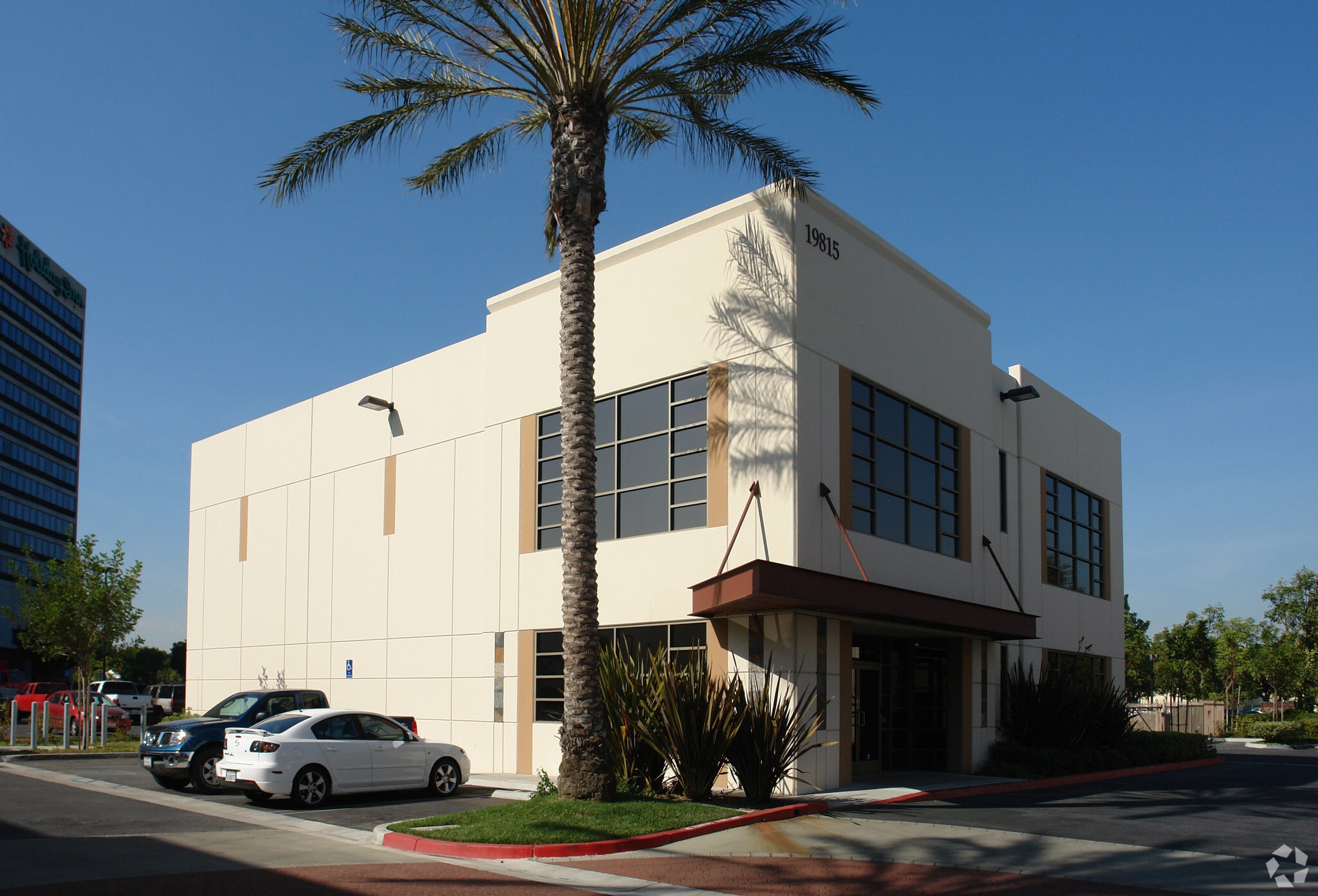 19815 Hamilton Ave, Torrance, CA for lease Primary Photo- Image 1 of 5