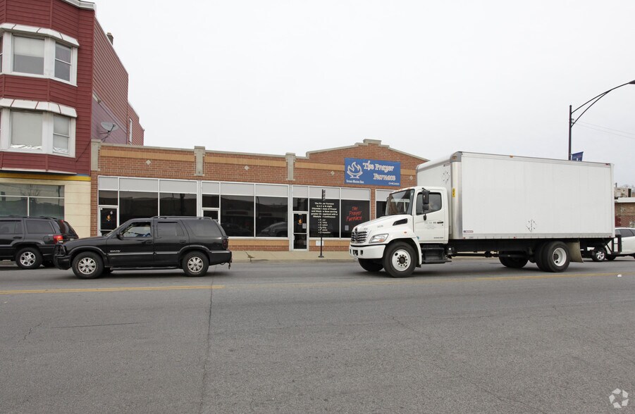 3541-3545 N Elston Ave, Chicago, IL for sale - Building Photo - Image 2 of 12
