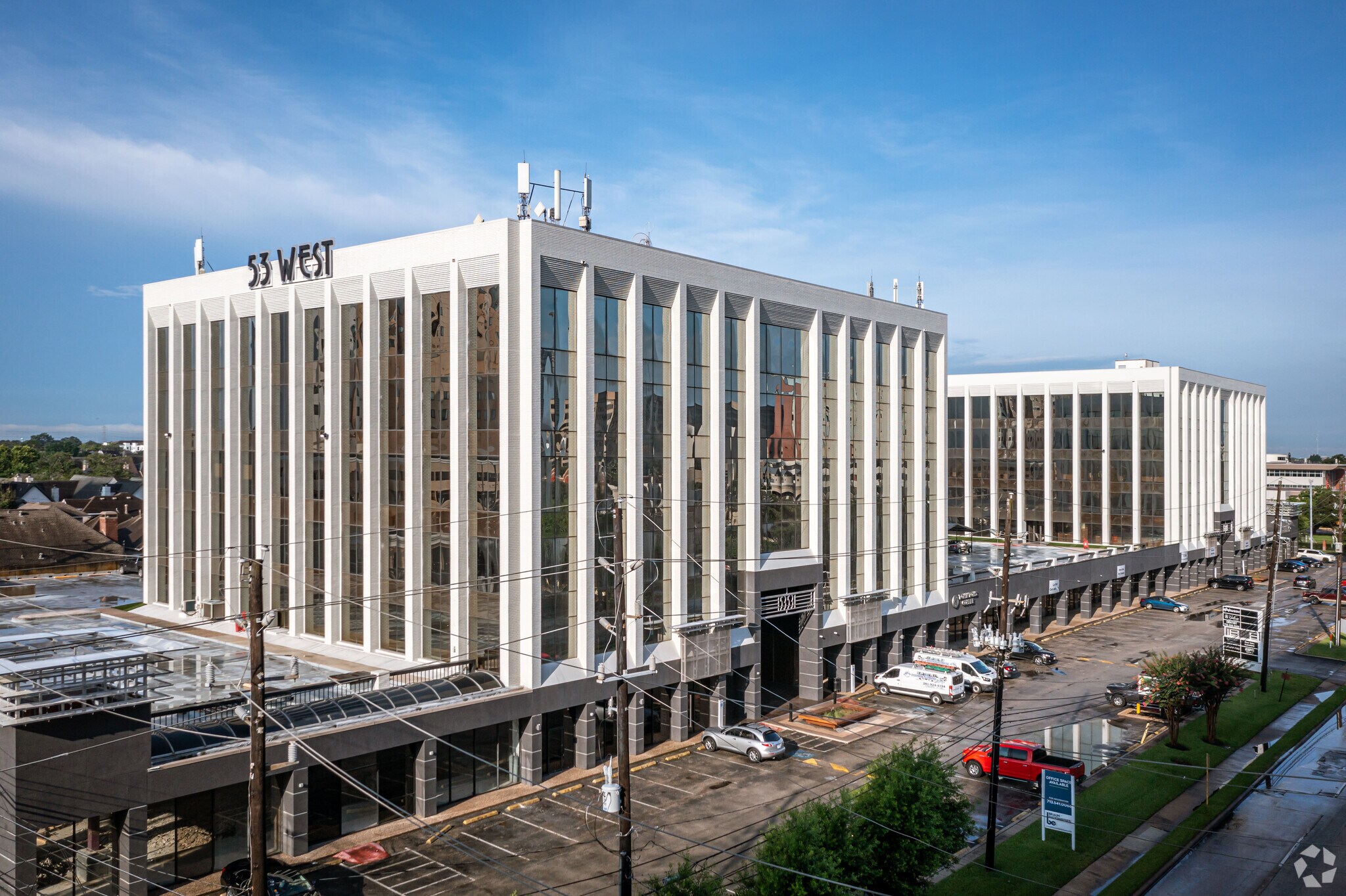 5353 W Alabama St, Houston, TX à louer Photo principale- Image 1 de 24