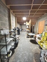 1709 W Washington Blvd, Chicago, IL for lease Interior Photo- Image 2 of 9