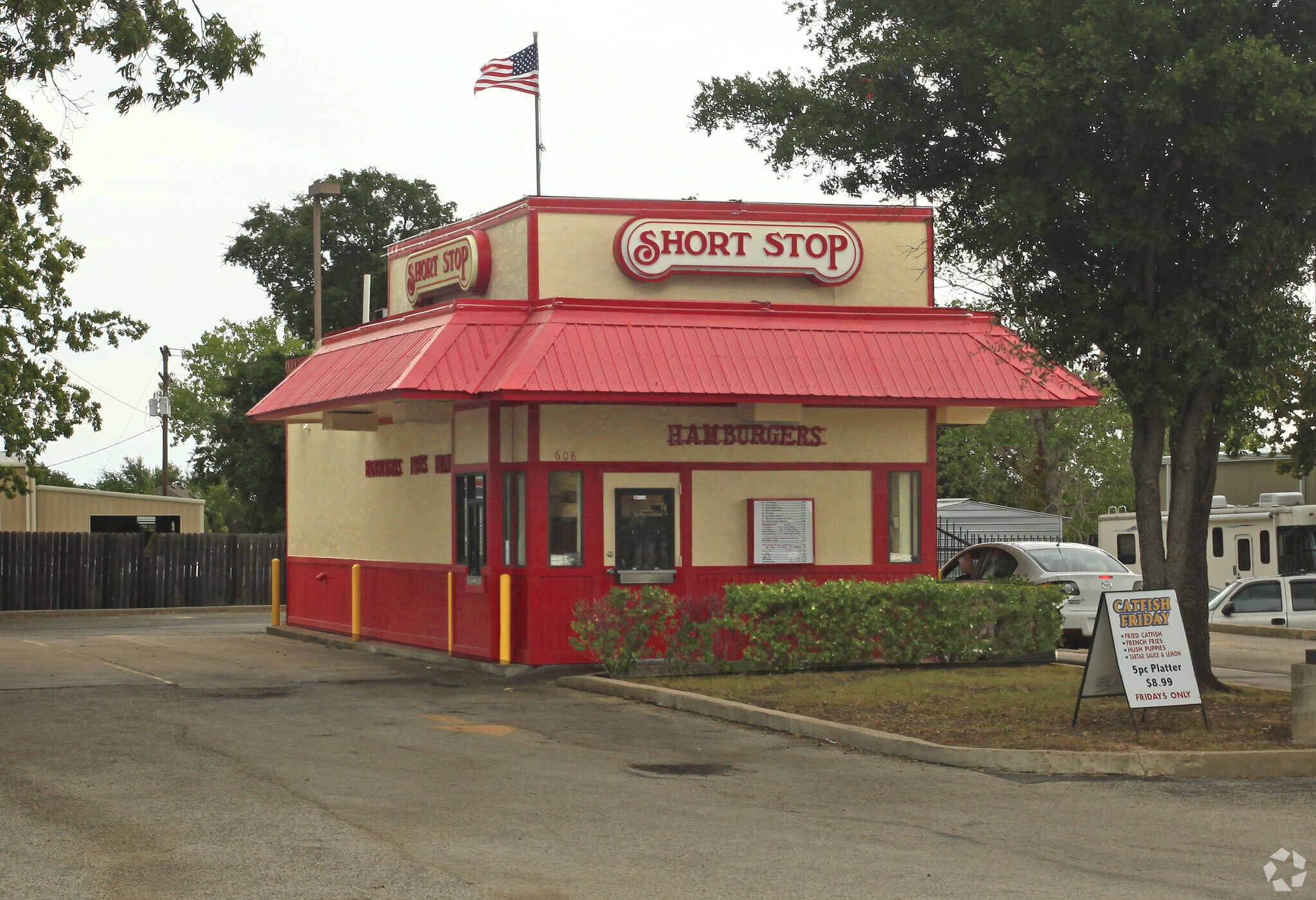 608 N Bell Blvd, Cedar Park, TX for lease Primary Photo- Image 1 of 3