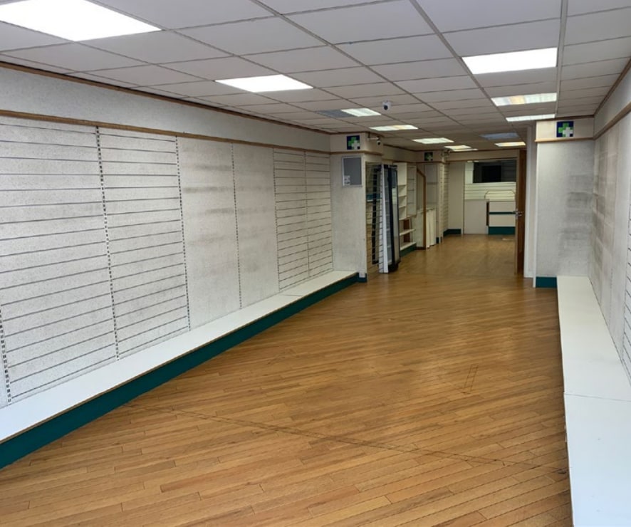 196 High St, Perth, PKN PH1 5PA - Unit 196 -  - Interior Photo - Image 1 of 2