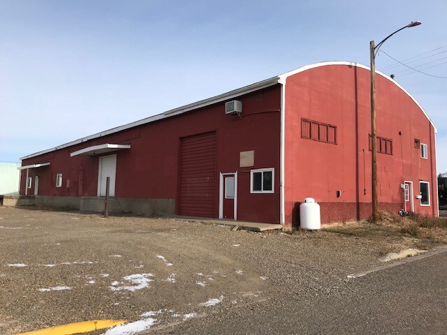 1000 N Merrill Ave, Glendive, MT à vendre - Photo du bâtiment - Image 2 de 3