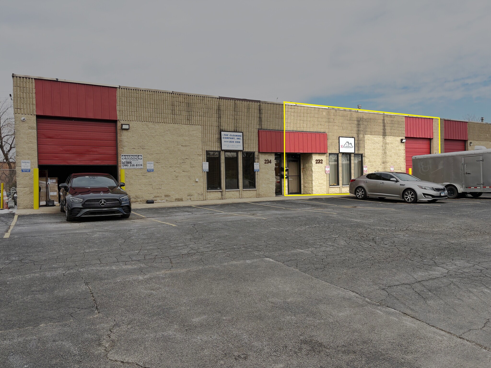 224-234 W Stone Rd, Villa Park, IL for lease Primary Photo- Image 1 of 4