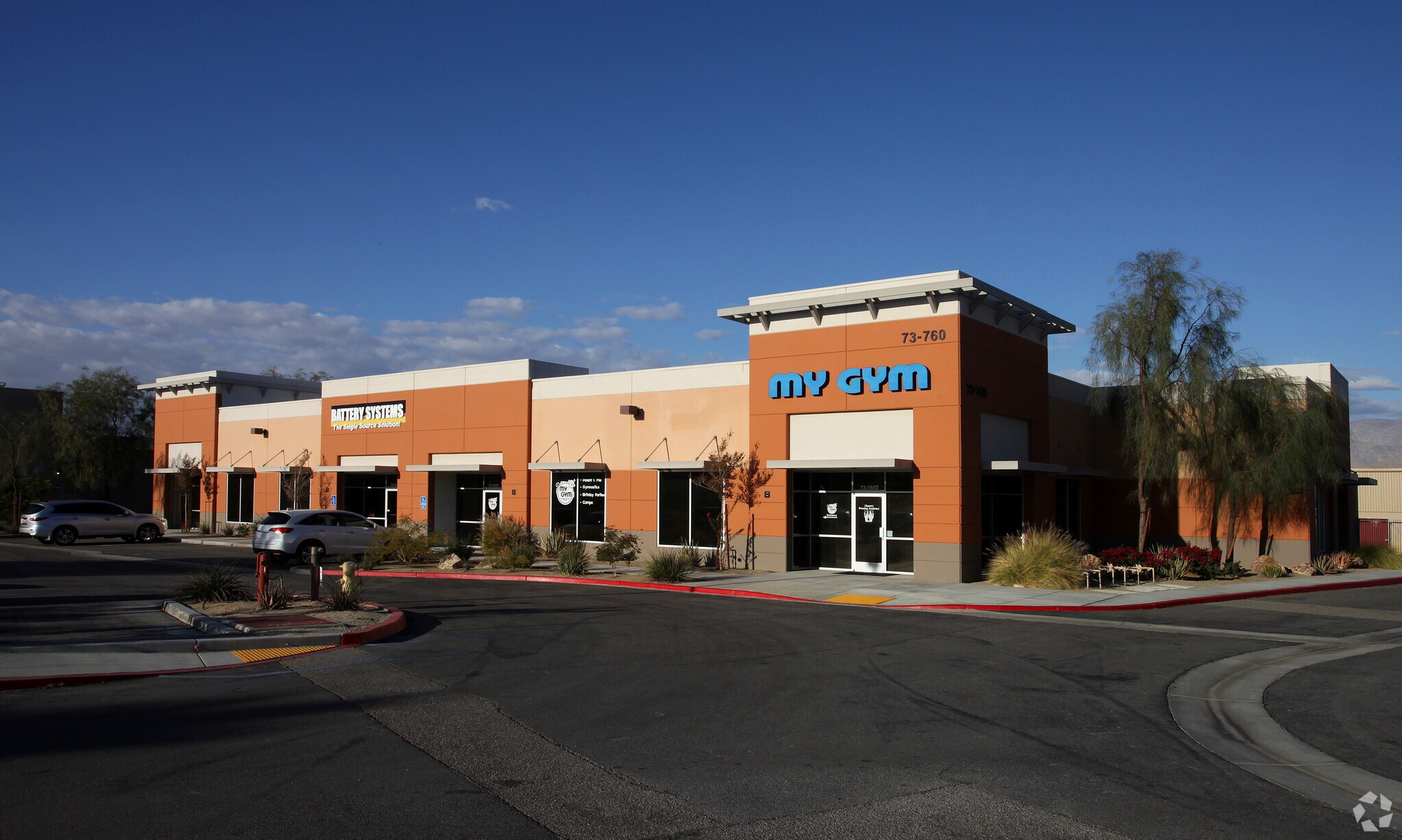 73760 Dinah Shore Dr, Palm Desert, CA for lease Primary Photo- Image 1 of 11