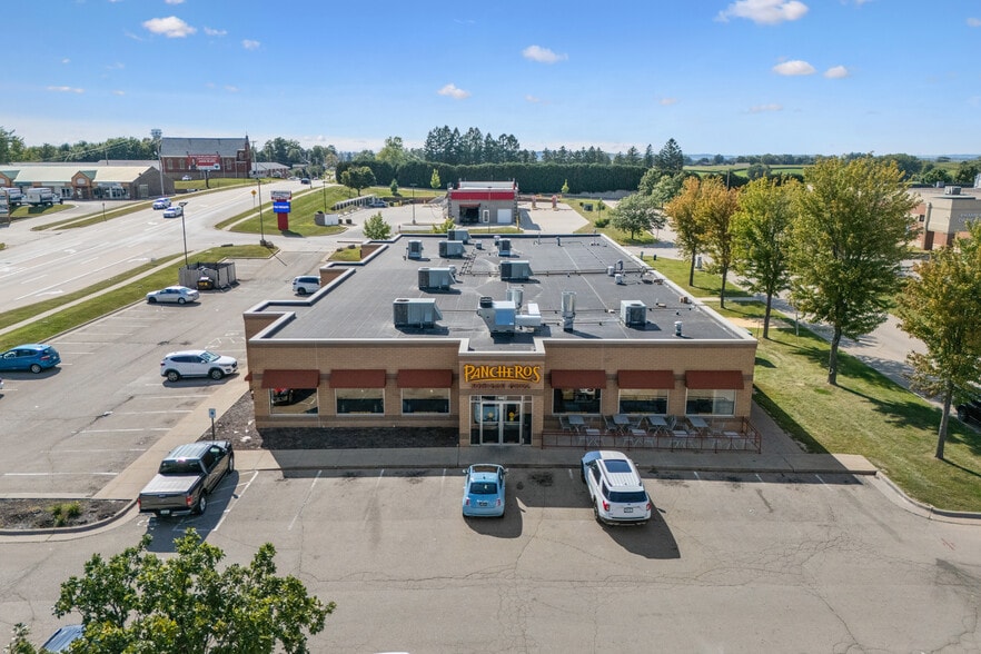 4840 Asbury Rd, Dubuque, IA à louer - Photo du bâtiment - Image 2 de 4