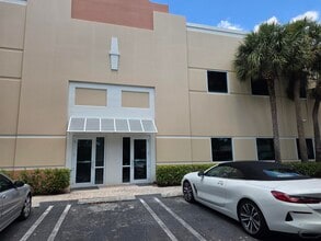 601 N Congress Ave, Delray Beach, FL for lease Interior Photo- Image 1 of 6