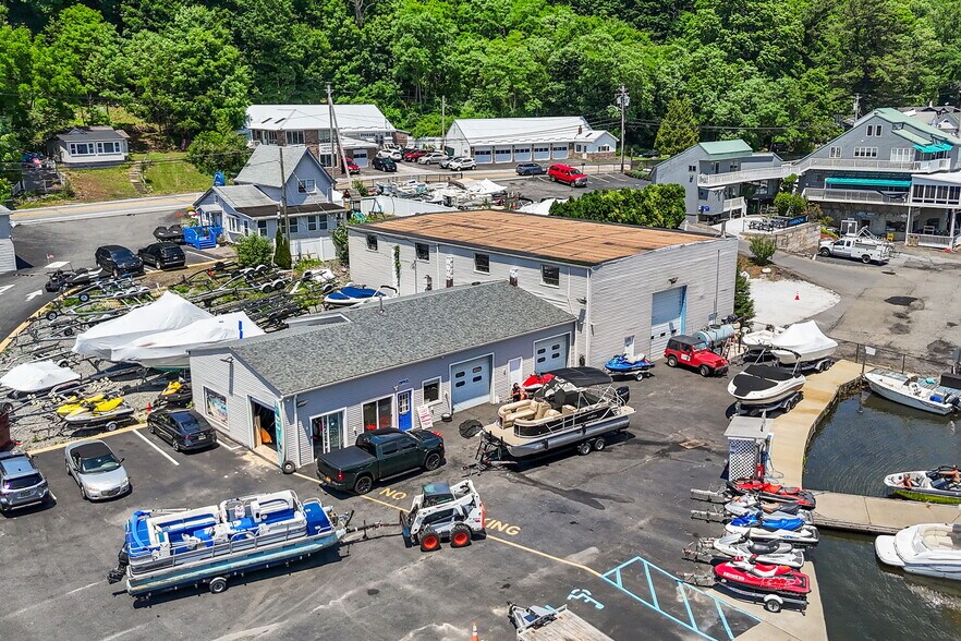 622 Jersey Ave, Greenwood Lake, NY à vendre - Photo du bâtiment - Image 3 de 27