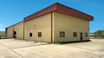 1013 Southern Minerals Rd, Corpus Christi TX - Warehouse